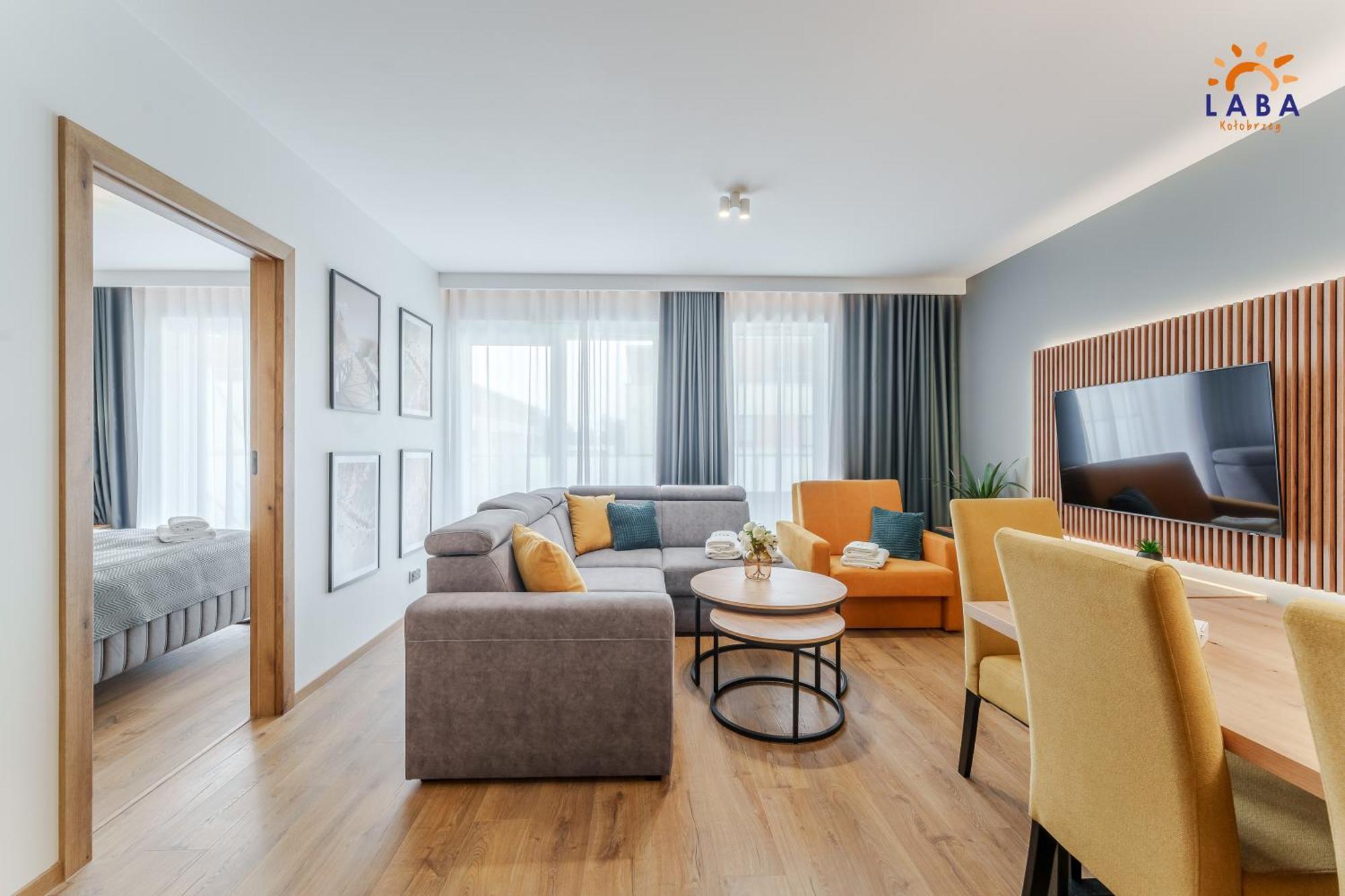 Laba Kolobrzeg Apartamenty Kollataja Z Parkingiem Luaran gambar