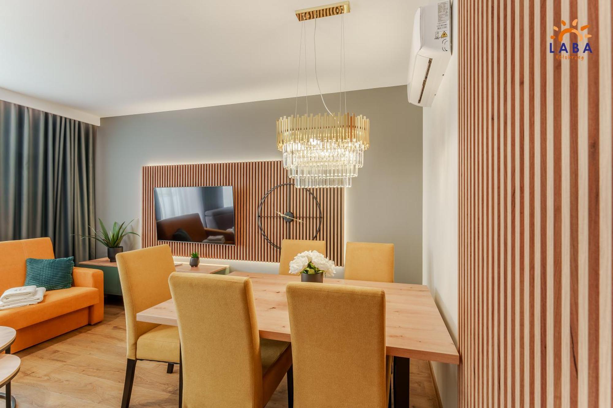 Laba Kolobrzeg Apartamenty Kollataja Z Parkingiem Luaran gambar