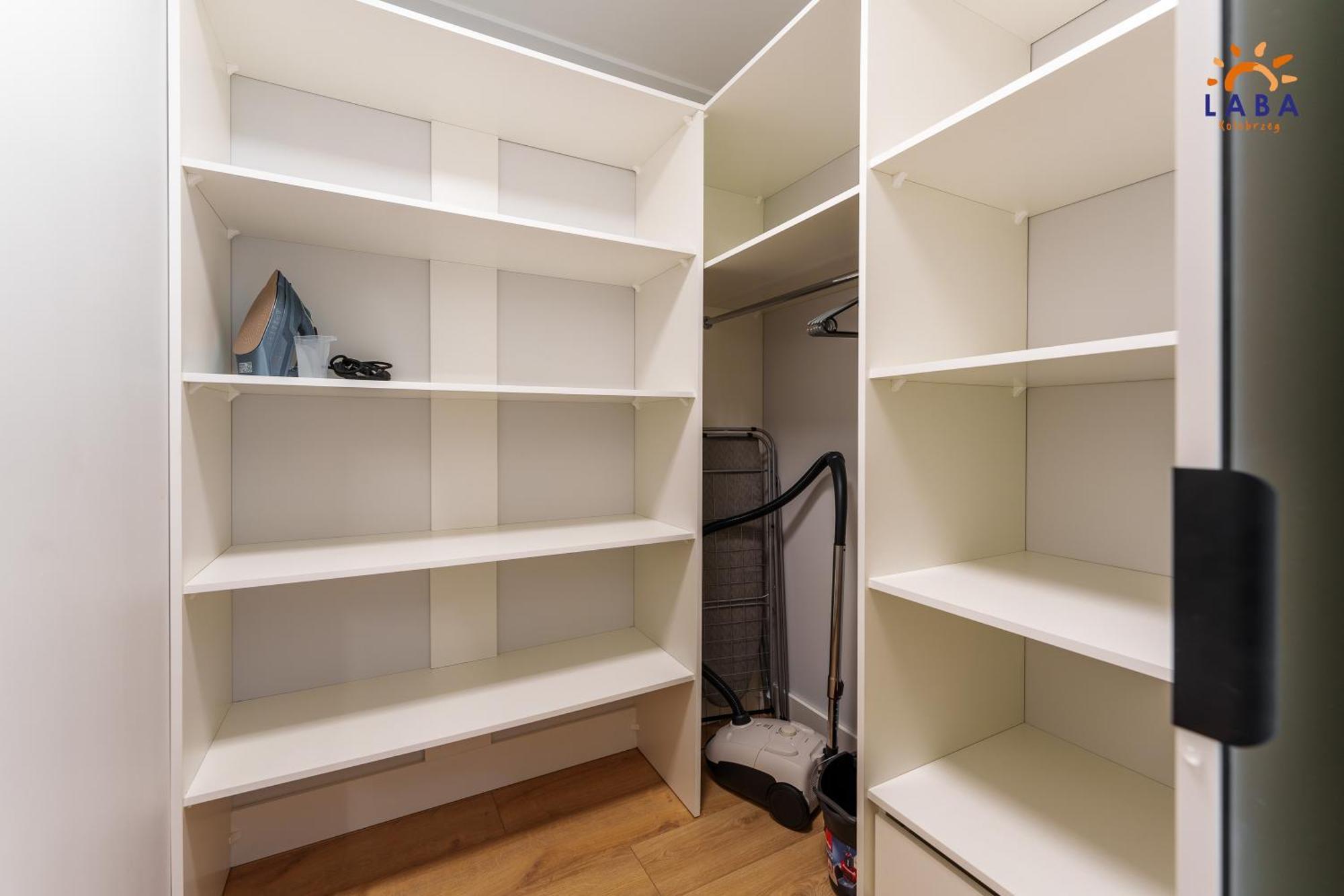 Laba Kolobrzeg Apartamenty Kollataja Z Parkingiem Luaran gambar