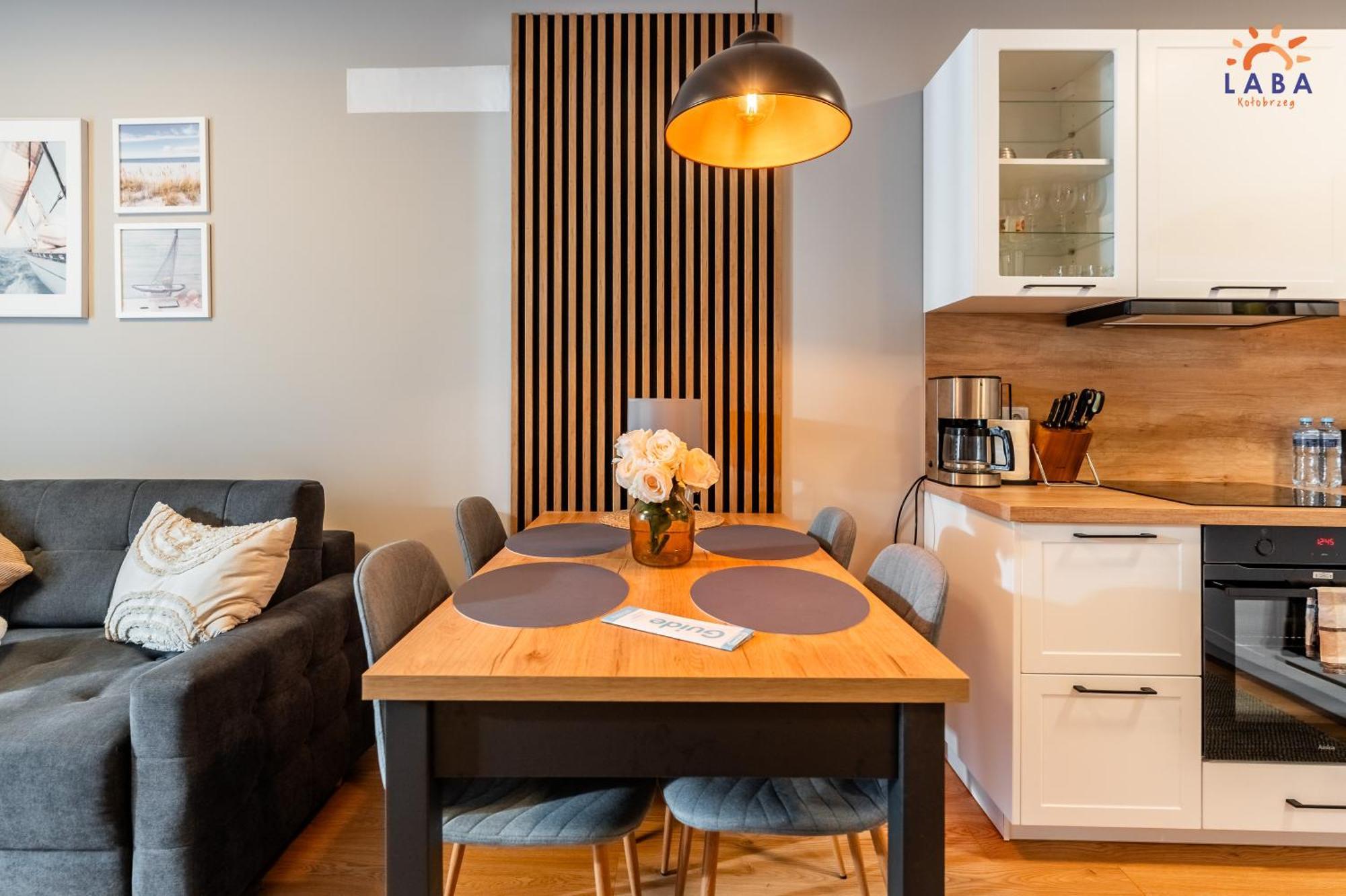Laba Kolobrzeg Apartamenty Kollataja Z Parkingiem Luaran gambar